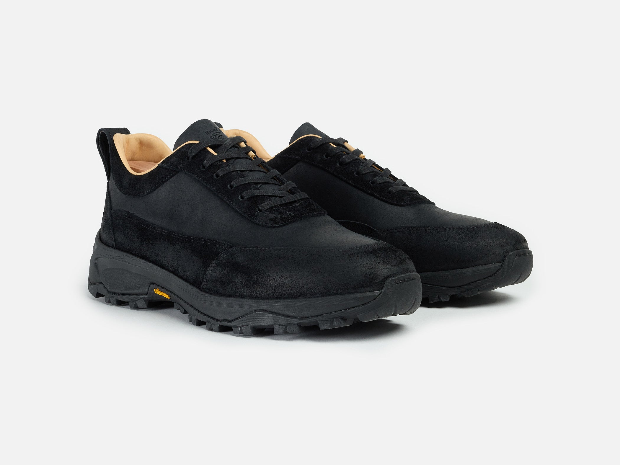 Samara Vibram Sneaker - Waxy Commander Black