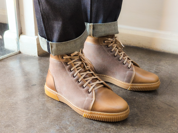 The "MUGGS" 2.0 - Horween Natural Leather (pre-order)